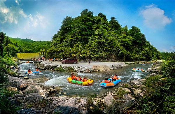 R-C (2).jpg R-C (2).jpg